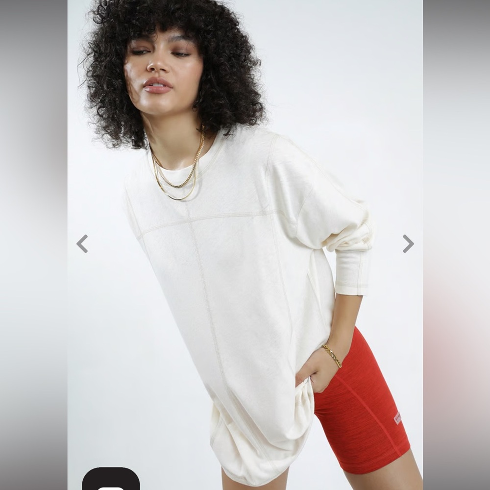 New style runner long sleeve - Size S and M- color: cream